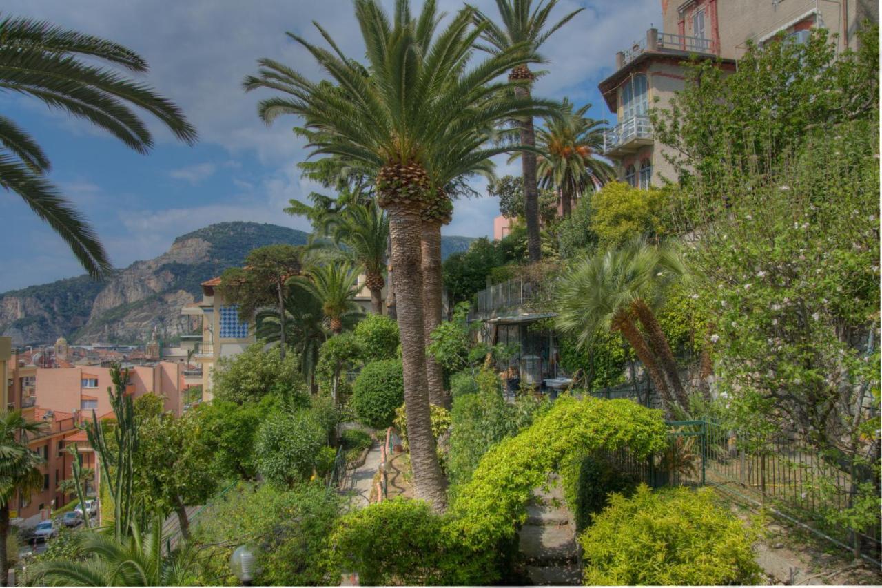 Hotel Deutsche Familien Finale Ligure Eksteriør bilde