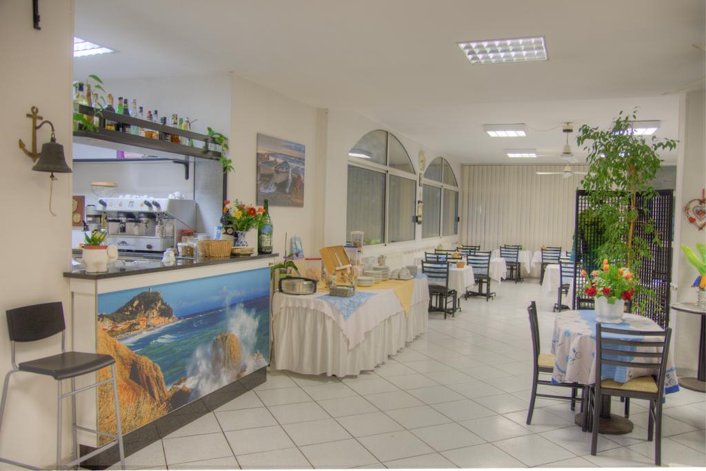 Hotel Deutsche Familien Finale Ligure Eksteriør bilde